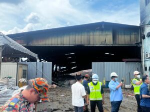 Visit to the burning factory in Bukit Selambau, Sungai Petani